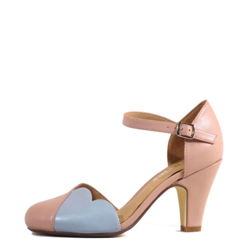 Chelsea Crew “Lover” Pump 36